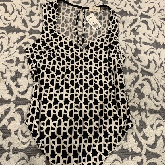 Olive Tree Tops - Black and White Body Suit